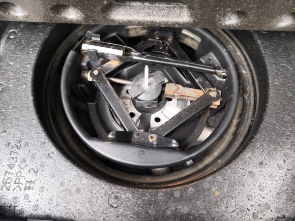 [深圳·粤B] 二手凯迪拉克SLS赛威2011款 2.0T 精英型