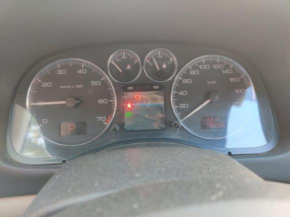 [深圳·豫C] 二手标致标致3072010款 两厢 1.6L 自动舒适版