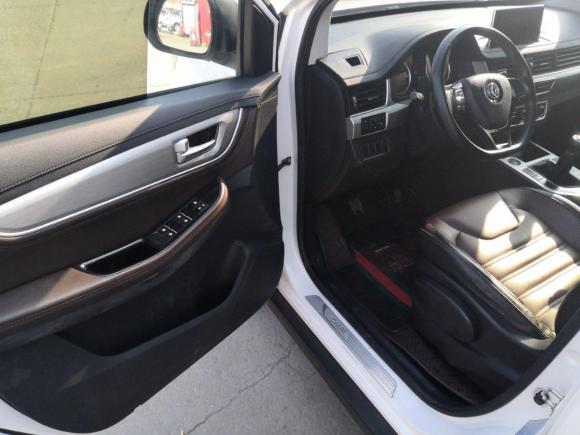 [济南·鲁A] 二手东风风行风行SX62018款 1.6L 手动豪华型