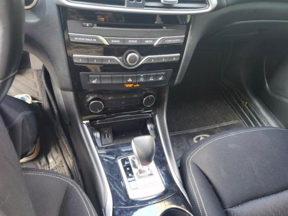 [嘉兴·浙F] 二手英菲尼迪英菲尼迪QX302017款 1.6T 两驱时尚版