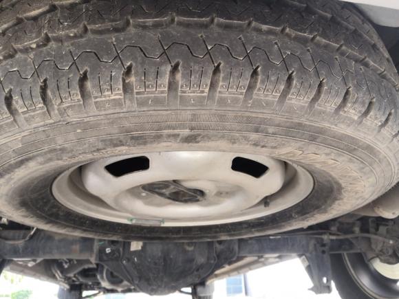 [济南·鲁A] 二手福特新世代全顺2016款 2.2T长轴9座中顶豪华型客车135马力