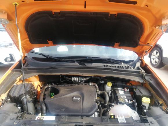 [嘉兴·浙F] 二手Jeep自由侠2018款 互联大屏版 180TS 自动高能版