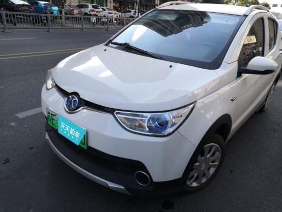 苏州北汽新能源ec系列2017款ec180灵动版