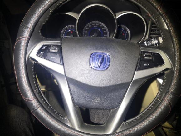 [金华·浙G] 二手长安逸动2014款 1.6L 手动豪华型