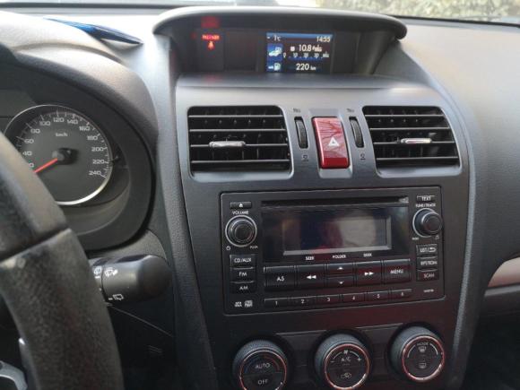 [青岛·鲁B] 二手斯巴鲁斯巴鲁XV     2012款 2.0i 豪华版