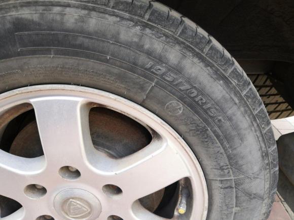 [济南·鲁A] 二手福田蒙派克E2010款 2.4L财富快车标准版M240L-4G64