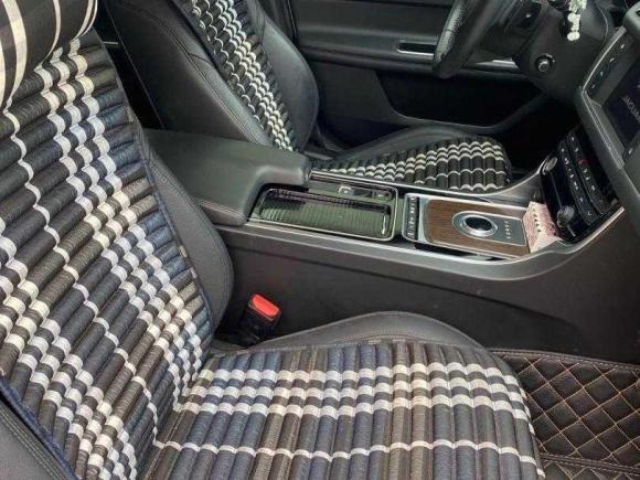 [济南·鲁S] 二手捷豹捷豹XFL2017款 XFL 2.0T 200PS 精英版