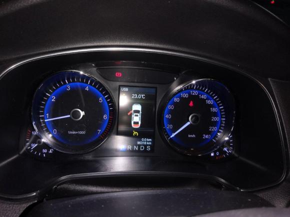 [北京·鲁N] 二手红旗红旗H72015款 2.0T 豪华型