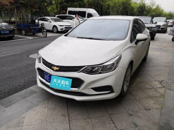 雪佛兰科鲁兹2018款 320 自动先锋天窗版「杭州二手车」「天天拍车」