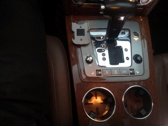 [义乌·浙G] 二手大众辉腾2012款 3.0L 商务型