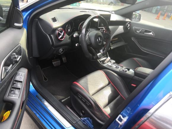 [南京·沪D] 二手奔驰奔驰A级AMG2016款 AMG A 45 4MATIC