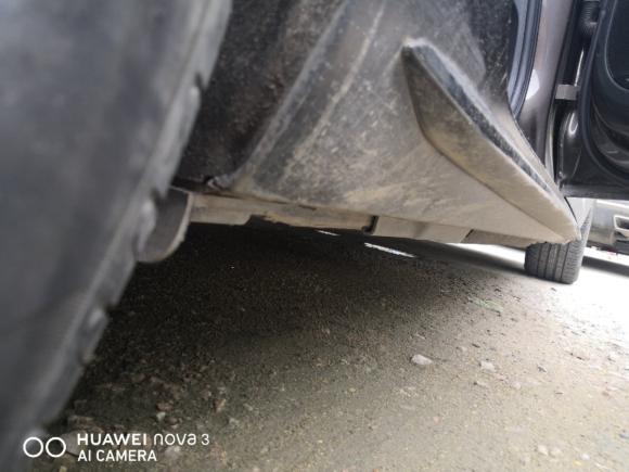 [青岛·鲁B] 二手奥迪奥迪A4L2017款 40 TFSI 时尚型（全景天窗）