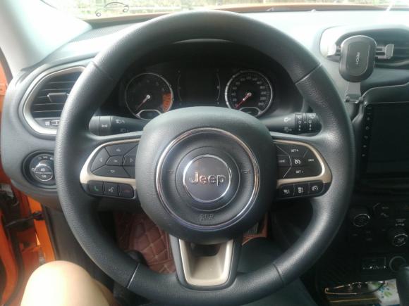 [嘉兴·浙F] 二手Jeep自由侠2018款 互联大屏版 180TS 自动高能版