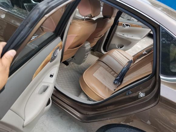 [上海·赣M] 二手日产轩逸2014款 1.6XV CVT尊享版