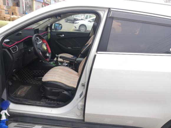 [青岛·鲁B] 二手东风风光东风风光5802016款 1.8L 手动舒适型