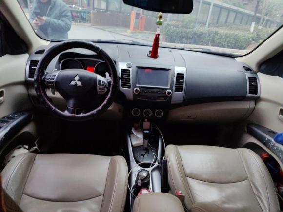 [南昌·赣C] 二手三菱欧蓝德2008款 3.0精英版