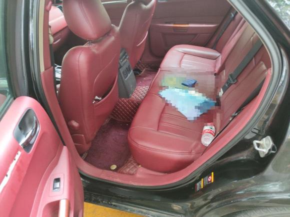 [南昌·赣G] 二手克莱斯勒克莱斯勒300C2006款 2.7L 豪华版