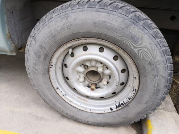 [青岛·鲁B] 二手福田福田风景2014款 2.5T快运标准型短轴版高顶4J25TC