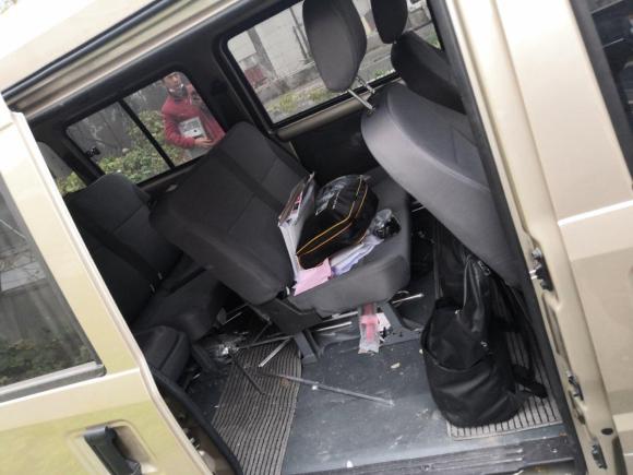 [上海·沪A] 二手五菱汽车五菱荣光EV2020款 客车版基本型7座300KM