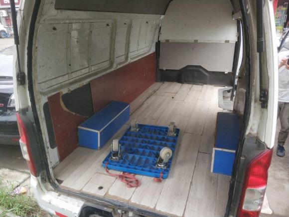 [南京·苏A] 二手福田风景G72017款 2.0L长轴商运版厢货高顶2座4Q20M