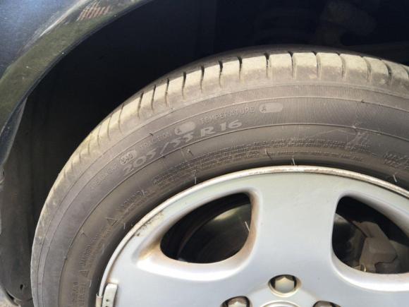 [南通·苏F] 二手奥迪奥迪A62004款 2.4L 自动基本型