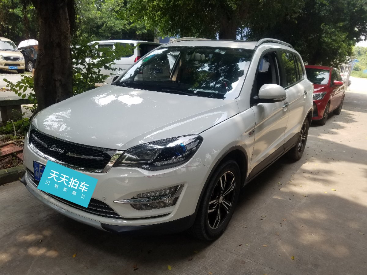 东莞车主1099万买众泰大迈x52年后转卖贬值567万车主哭了开玩笑吧