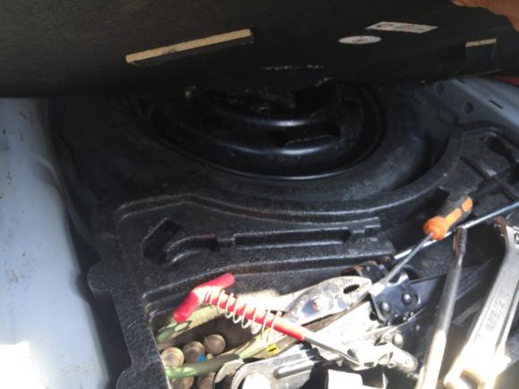 [上海·陕A] 二手奔腾奔腾B302016款 1.6L 手动舒适型