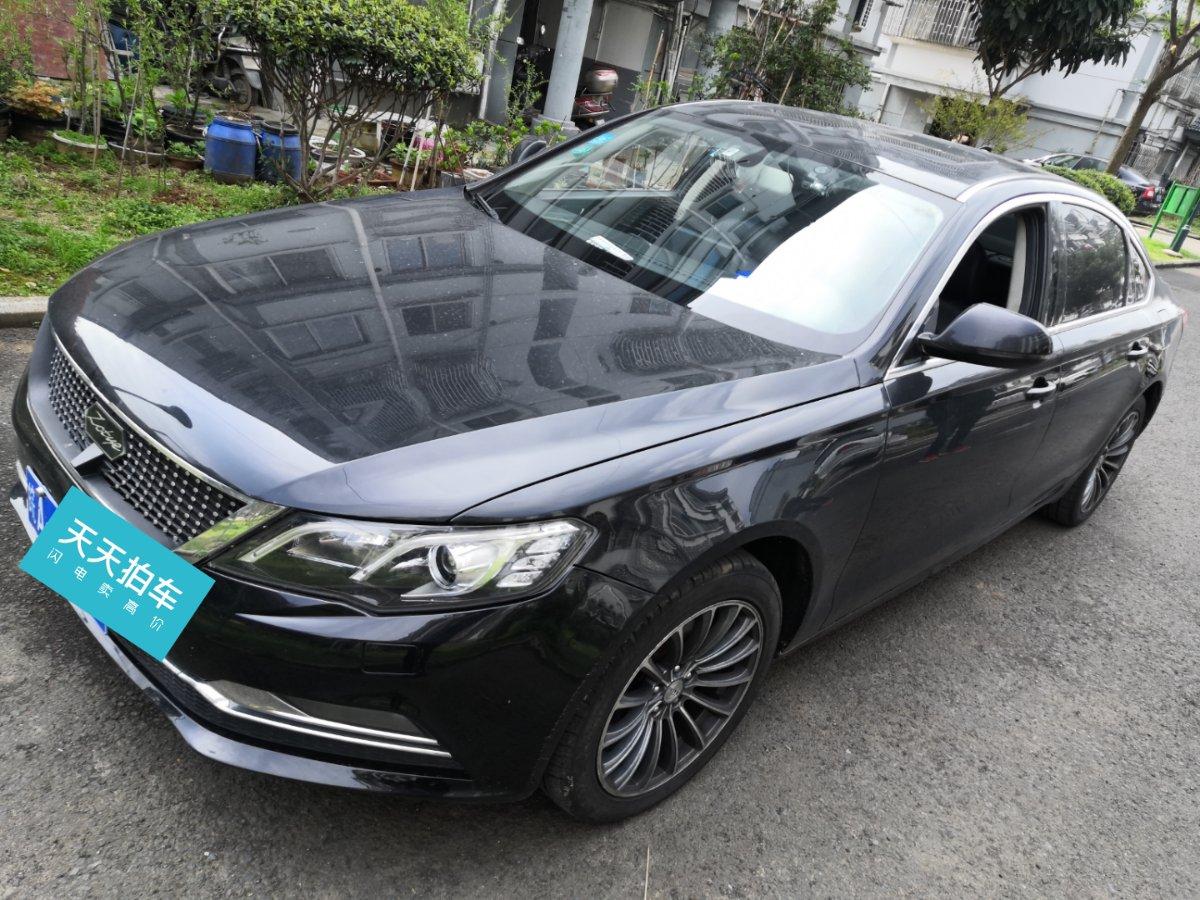 8t 手动豪华型开了3年的众泰众泰z700卖了多少钱?