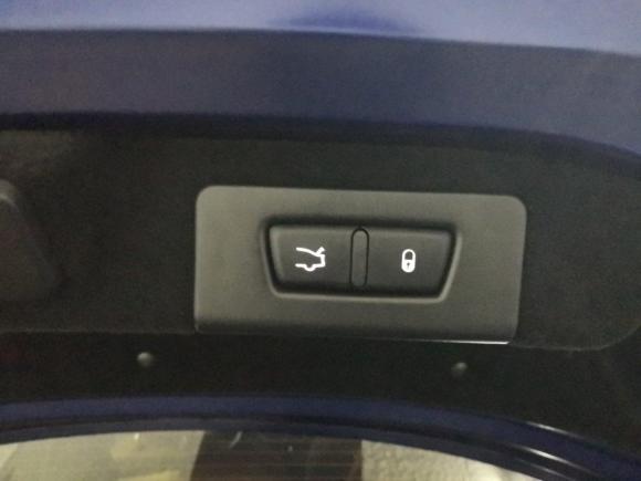 [广州·粤A] 二手玛莎拉蒂Ghibli2014款 3.0T 标准版