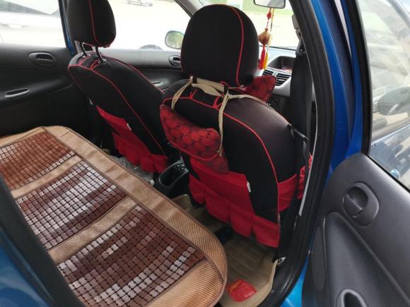 [南京·苏A] 二手标致标致2072011款 两厢 1.4L 手动驭乐版