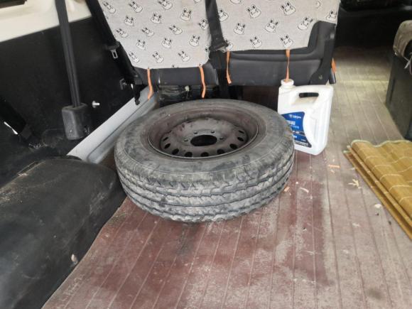 [西安·陕A] 二手福田风景G92016款 2.4L商运版长轴4G69