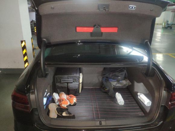 [台州·浙J] 二手大众辉昂2018款 改款 380TSI 两驱豪华旗舰版