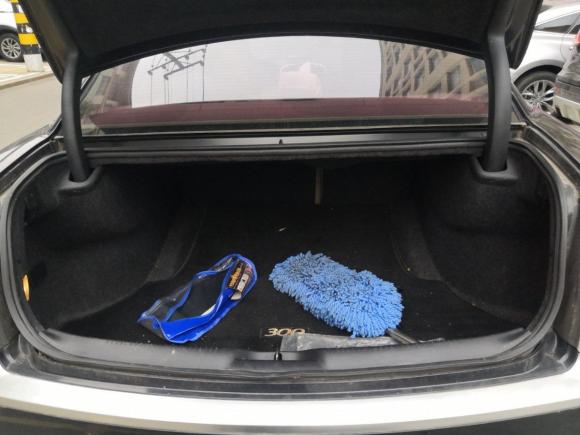 [无锡·苏B] 二手克莱斯勒克莱斯勒300C2013款 3.6L 尊崇版