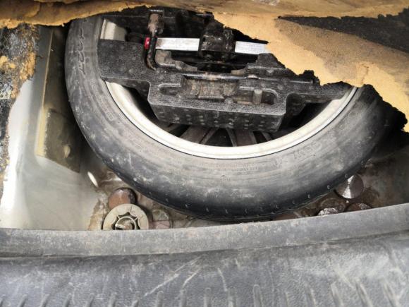 [义乌·浙G] 二手荣威荣威5502012款 550D 1.8T 自动品臻版