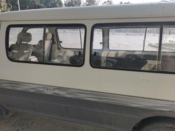 [武汉·鄂A] 二手金旅金旅海狮2010款 2.2L标准轴高级版491Q-M