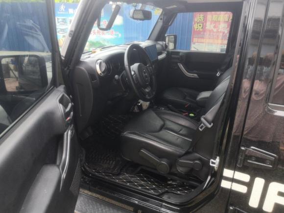 [佛山·粤E] 二手Jeep牧马人2017款 3.0L Sahara 四门舒享版