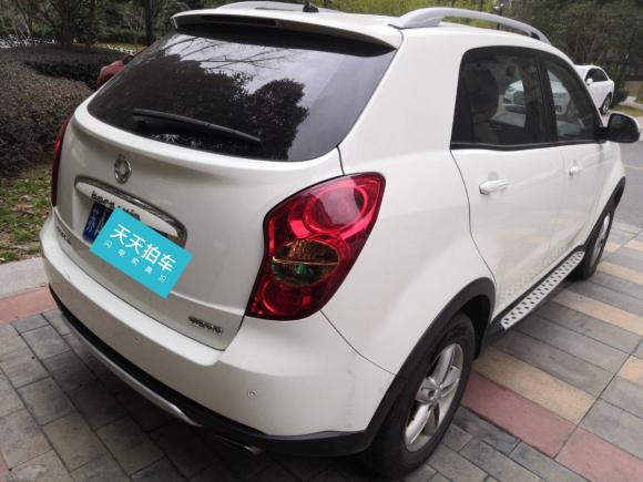 [南京·苏A] 二手双龙柯兰多2013款 2.0L 汽油两驱自动精英版