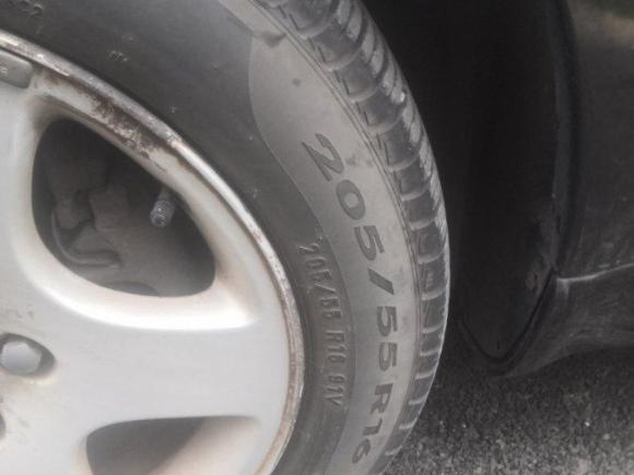 [佛山·粤A] 二手奥迪奥迪A62004款 1.8T 自动基本型