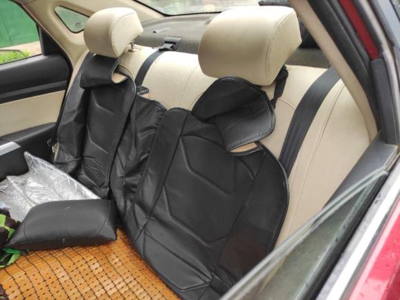 [武汉·鄂A] 二手长安悦翔V72015款 1.6L 自动乐享型 国IV