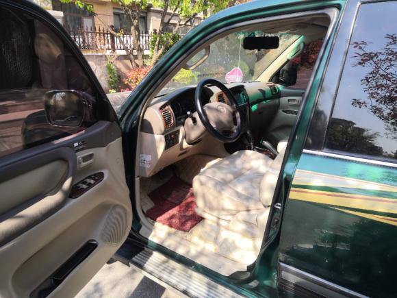 [青岛·鲁B] 二手丰田兰德酷路泽2005年   4.7L    自动 