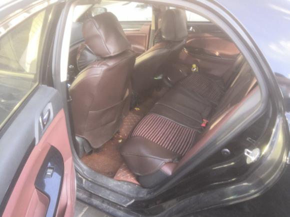 [苏州·苏E] 二手比亚迪速锐2015款 1.5L 手动豪华型