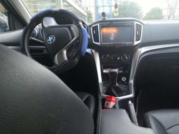 [嘉兴·鄂Q] 二手启辰启辰T702016款 1.6L 手动睿行版