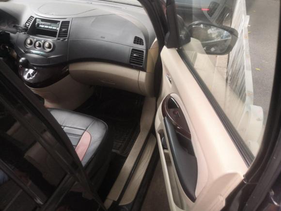 [佛山·粤A] 二手三菱格蓝迪2007款 2.4 七座舒适版