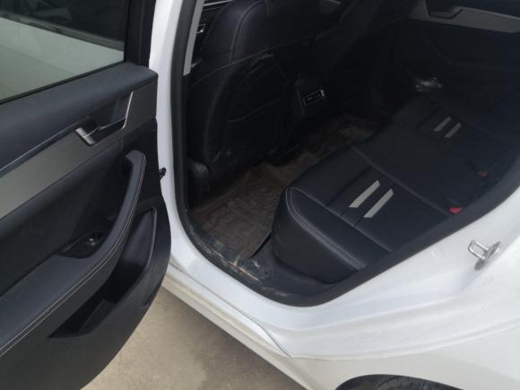 [济南·鲁A] 二手比亚迪秦2020款 超越版 1.5TI 自动旗舰型