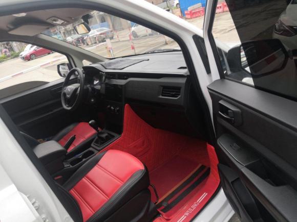 [佛山·粤E] 二手五菱汽车五菱宏光PLUS2019款 1.5T 手动致富型 2座