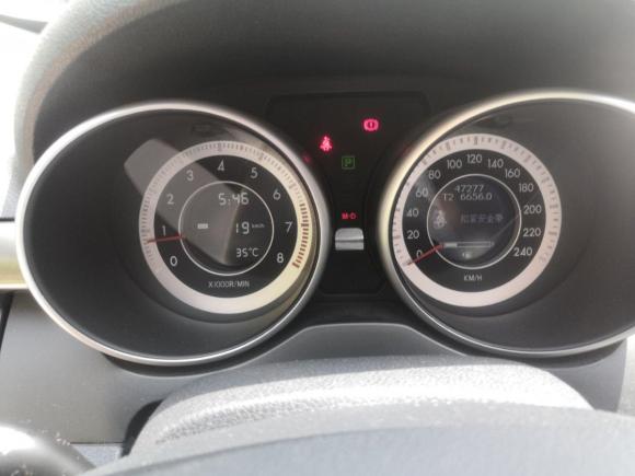 [金华·浙G] 二手奔腾奔腾X802015款 2.0L 自动舒适型