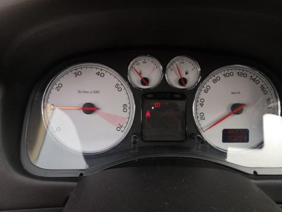 [常州·苏B] 二手标致标致3072013款 两厢 1.6L 手动舒适版