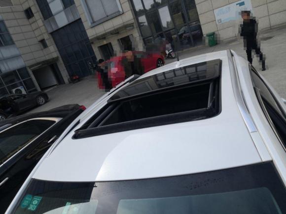 [芜湖·皖B] 二手凯迪拉克凯迪拉克SRX2014款 3.0L 精英型