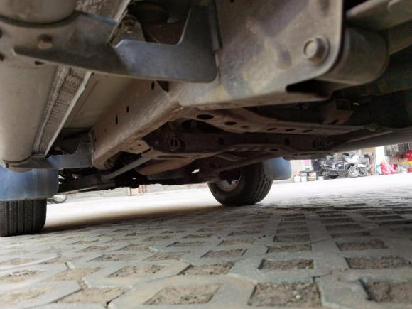 [无锡·苏B] 二手日产帕拉丁2004款 2.4L 两驱黑内饰型