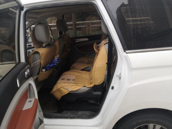 [成都·川S] 二手北汽幻速北汽幻速H32016款 H3F 1.5L 手动尊贵型